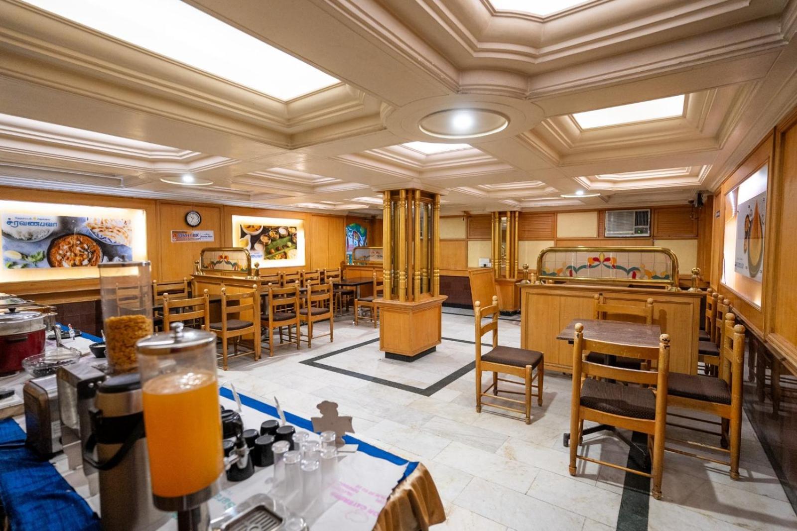 Sree Bharani Hotels Tirunelveli Exterior foto