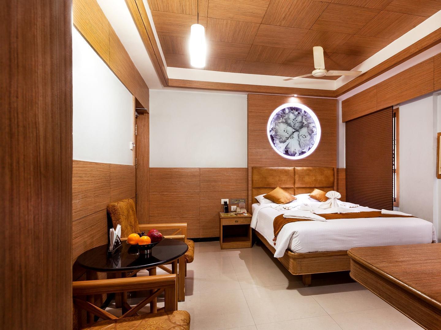 Sree Bharani Hotels Tirunelveli Exterior foto