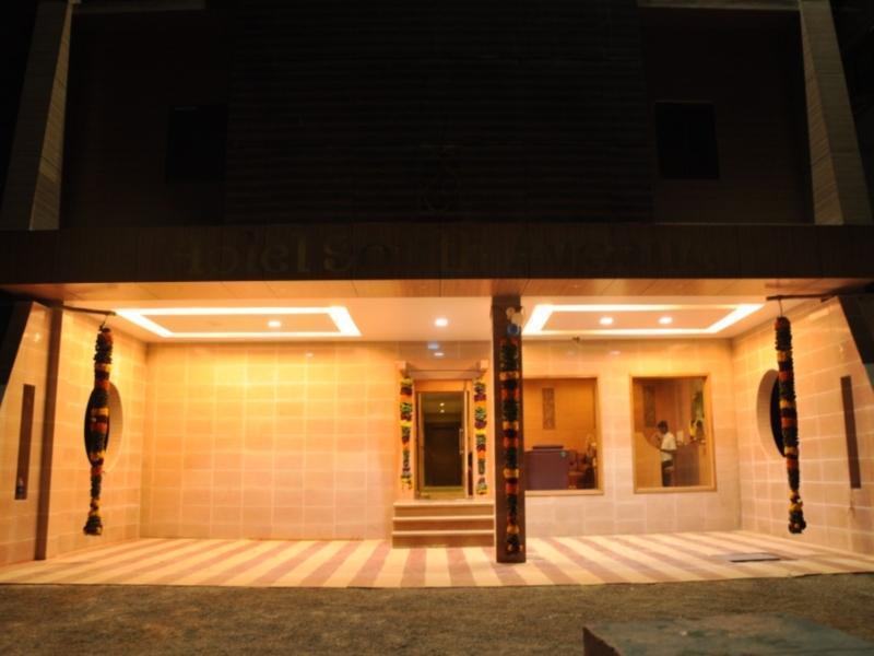 Sree Bharani Hotels Tirunelveli Exterior foto